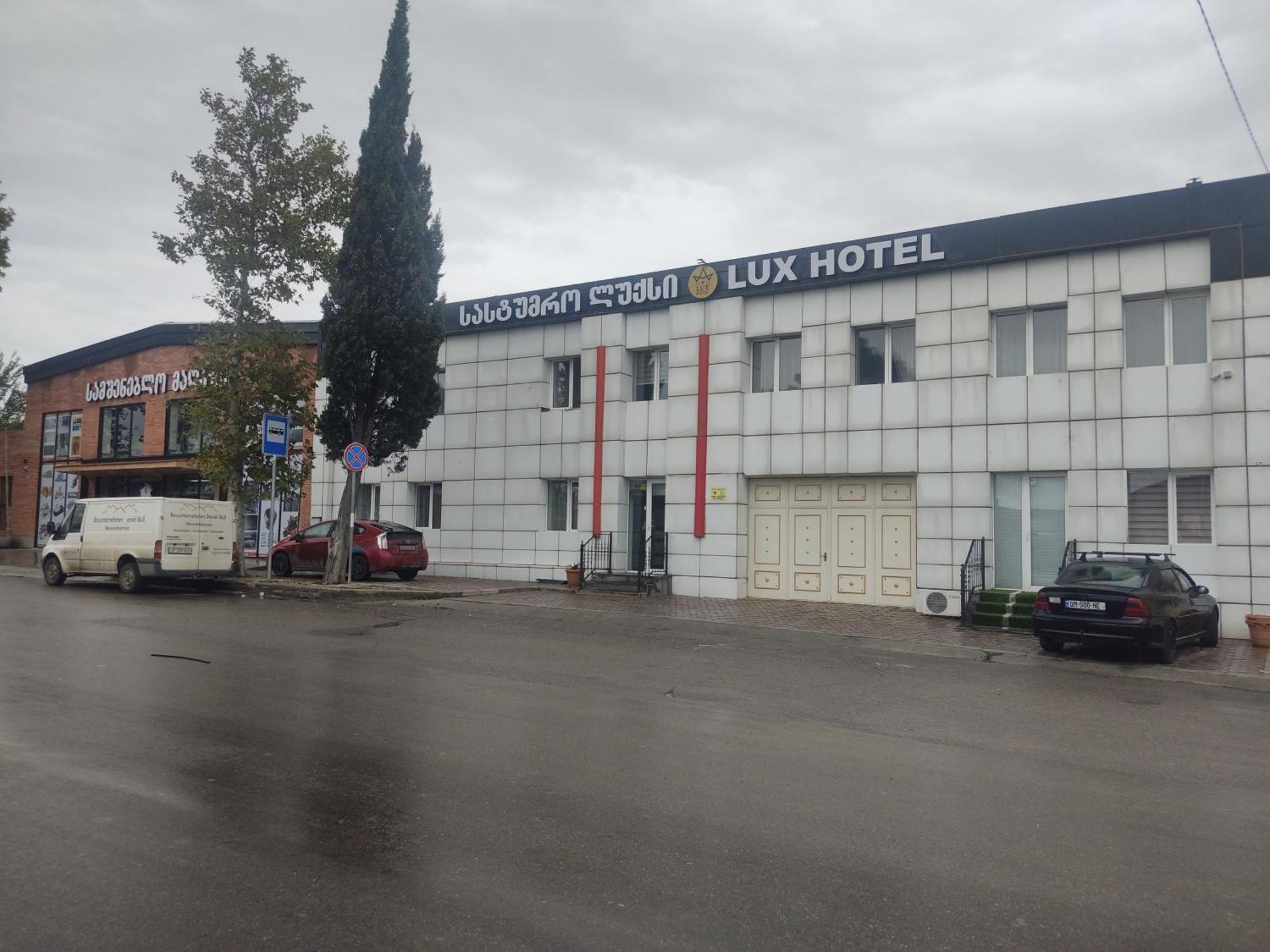 Hotel Lux Tiflis Exterior foto